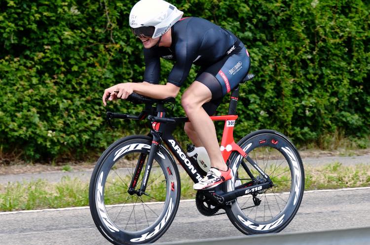 Vincent Größer beim Heidesee-Triathlon