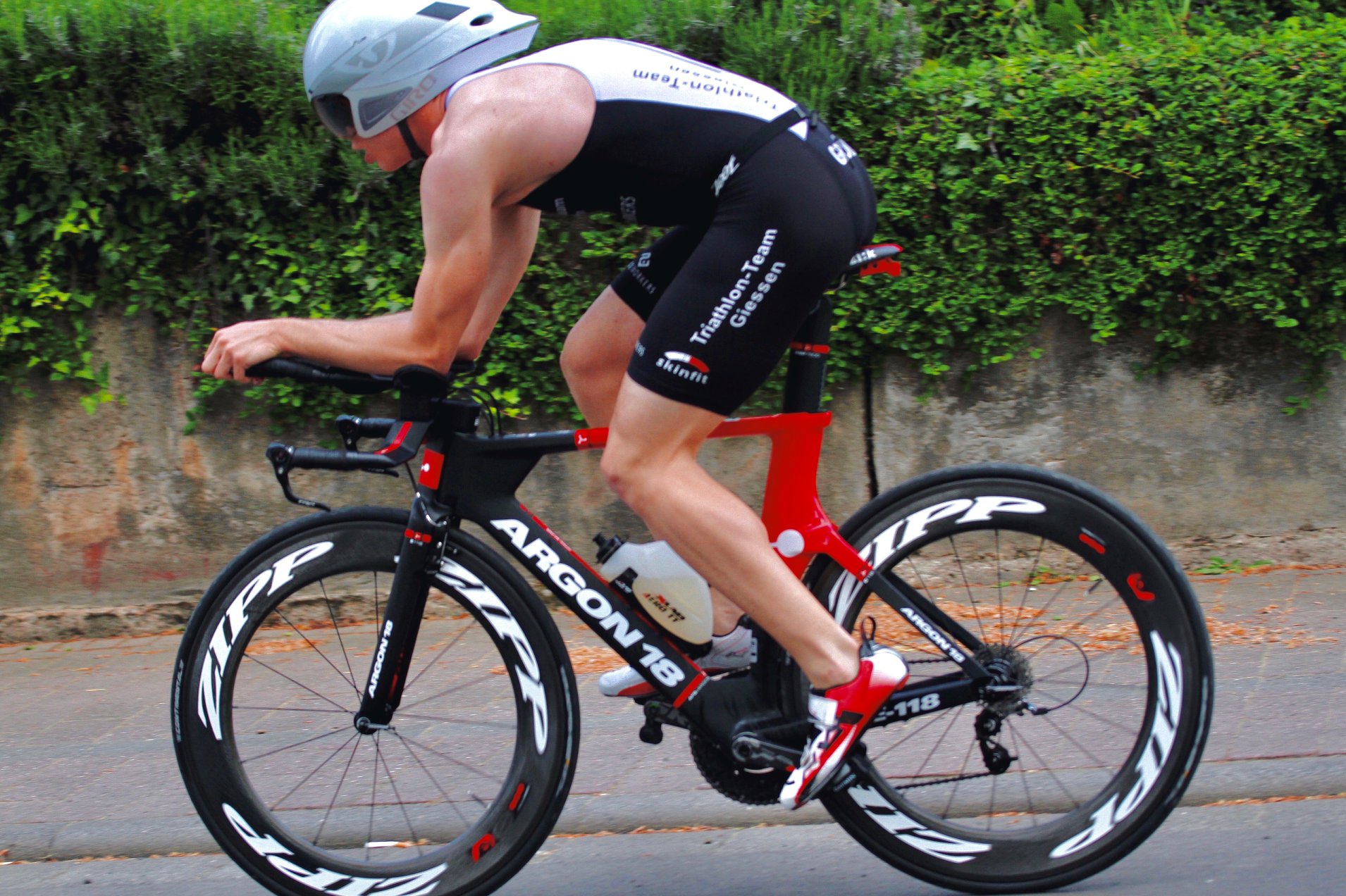 Größer verteidigt seinen Titel beim Kinzigtal-Triathlon